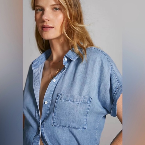 cloth & stone Tops - Anthropologie Cloth And Stone Breezy Button Chambray Short Sleeve Shirt Size XL